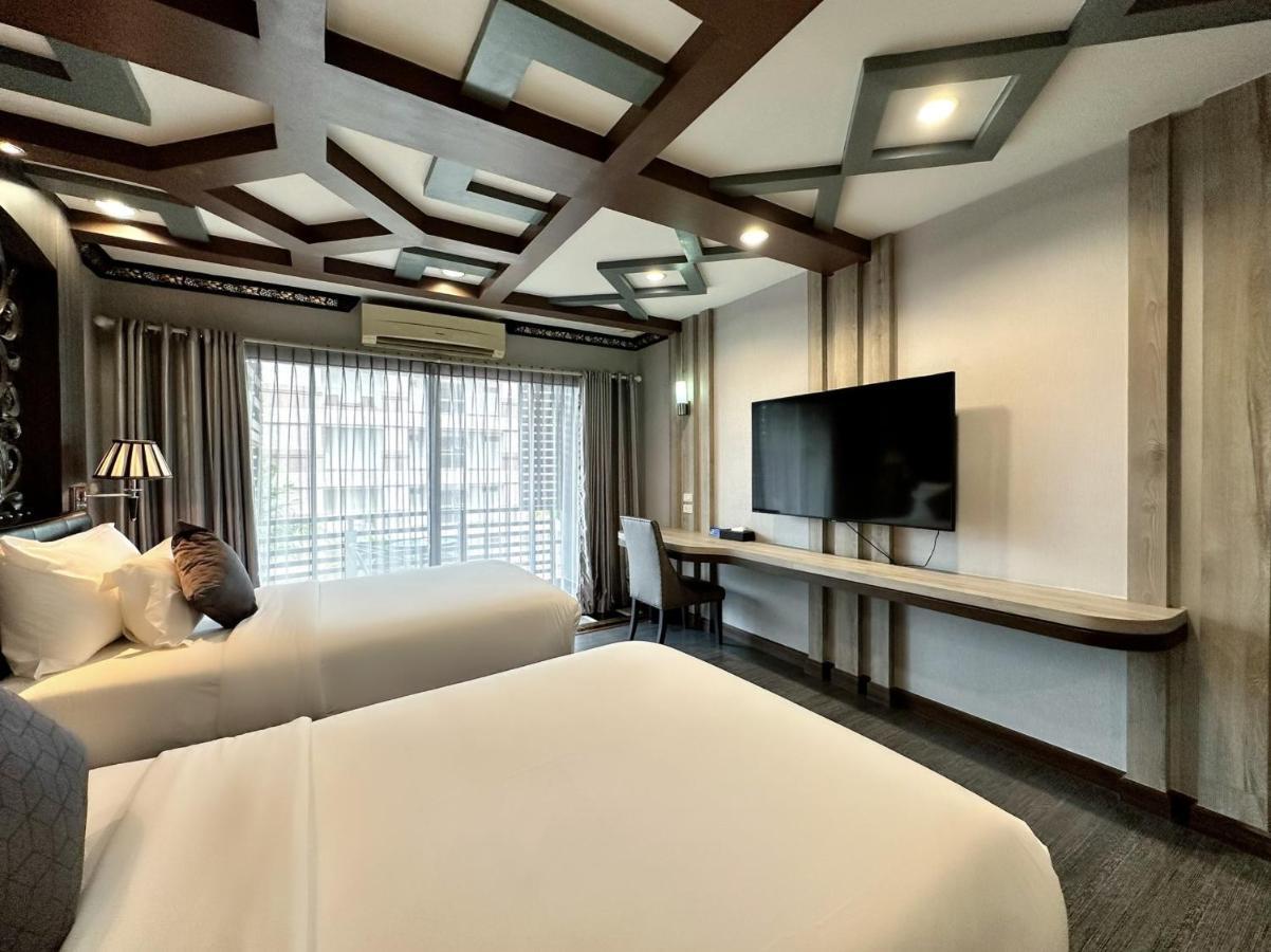 Deluxe Suite Twin