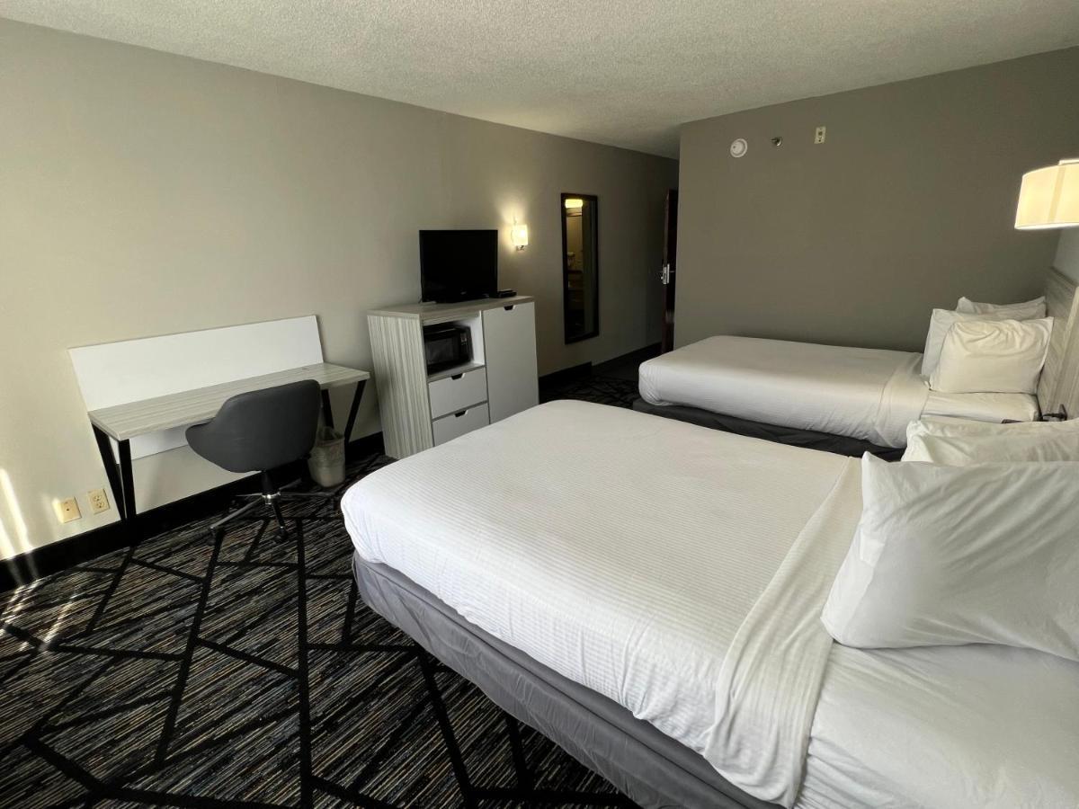 Double Room Two Double Beds Non-Smoking