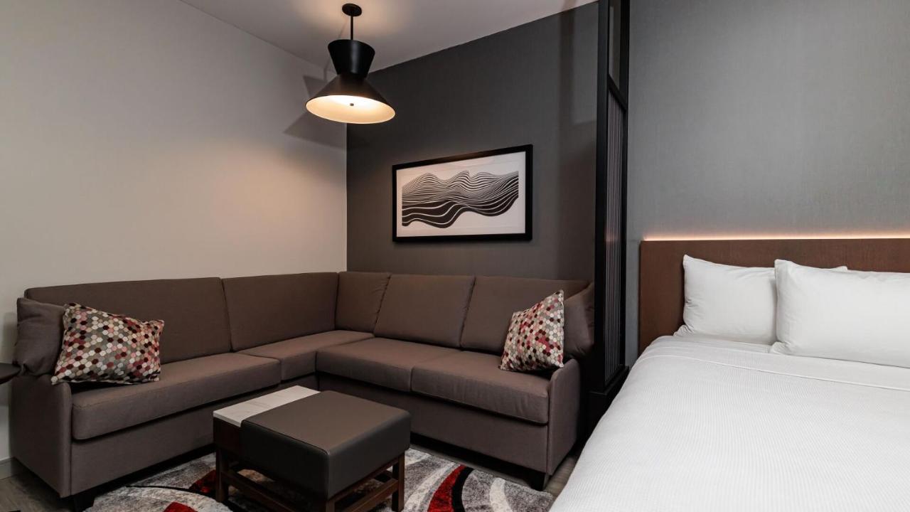 King Room Sofa Bed Roll Shower Disability Access