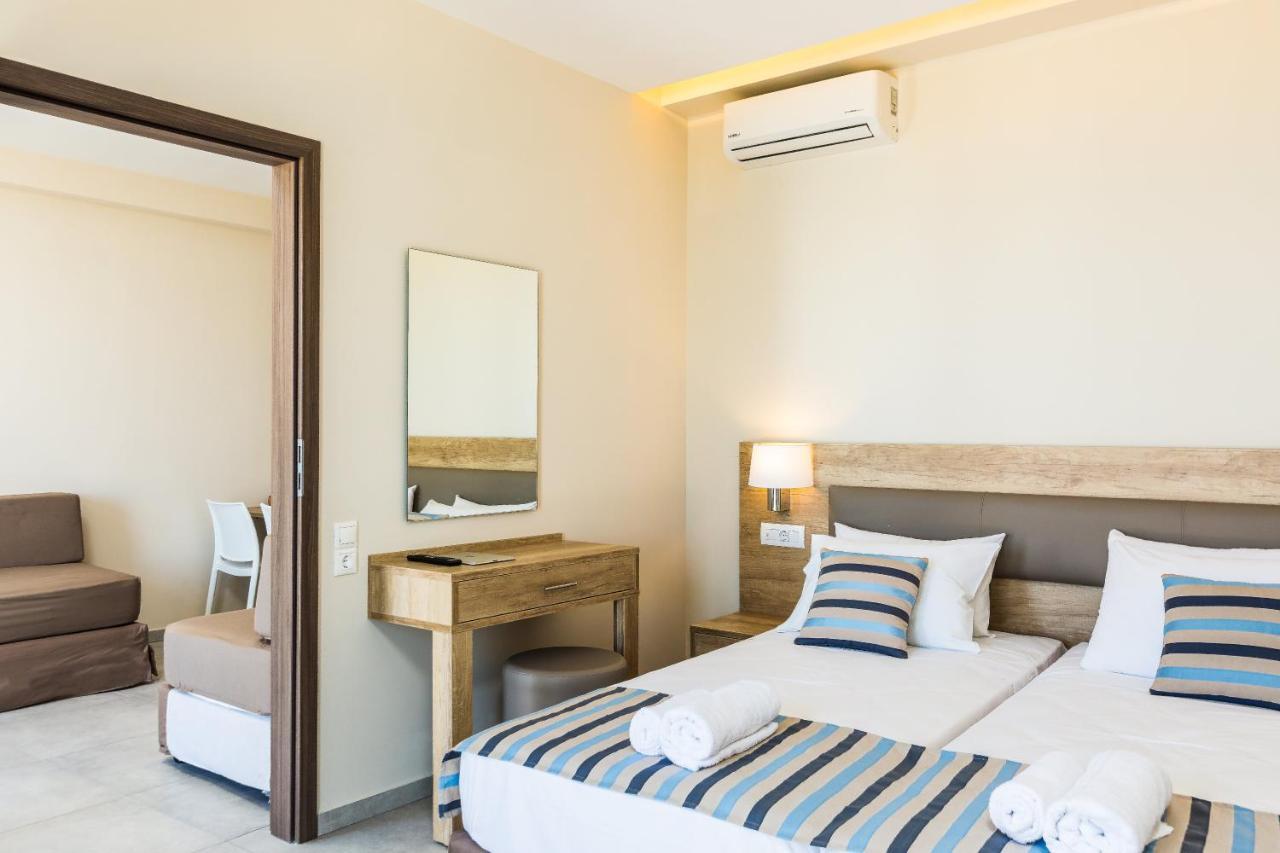 Superior One-Bedroom Quadruple Apartment