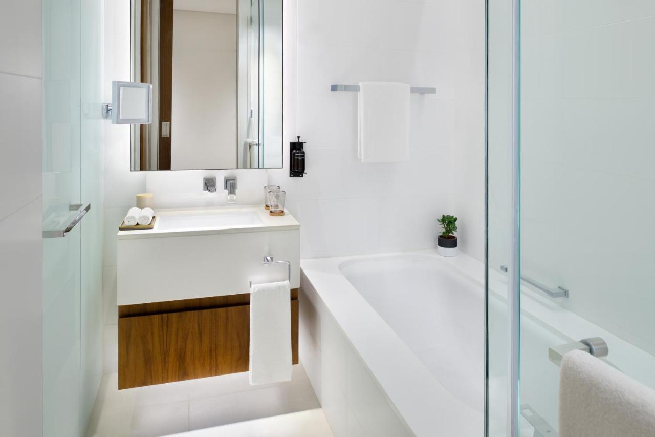 Deluxe Room Upgrade & Kids Go