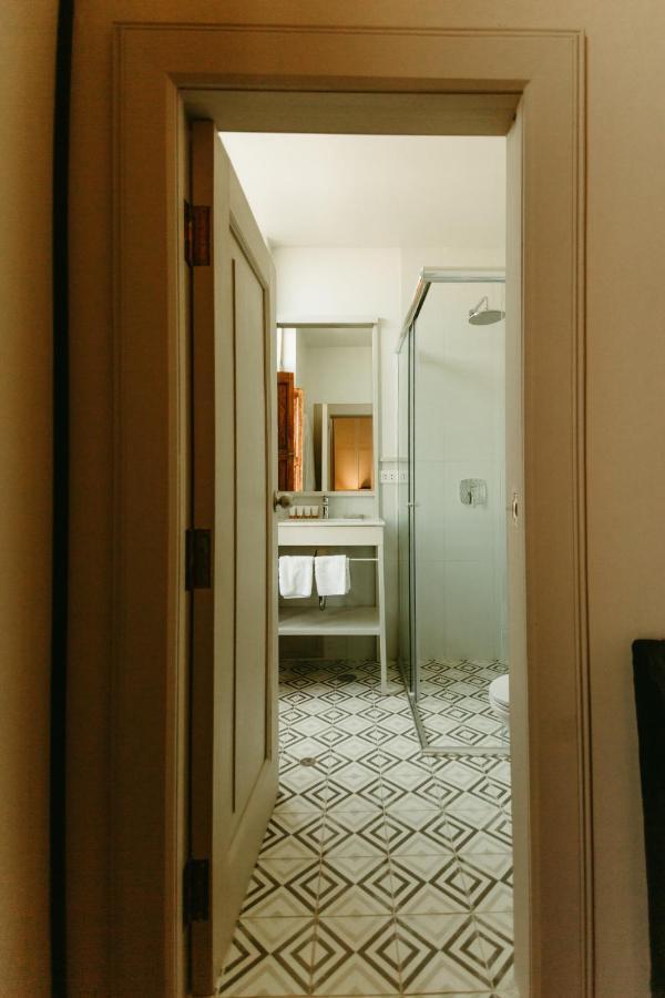 Twin Room,1323135832:JPEG