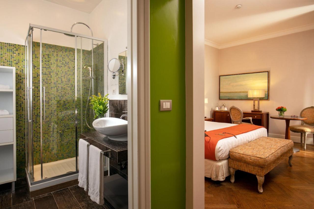 Double or Twin Room Annex Building Via del Corso 75