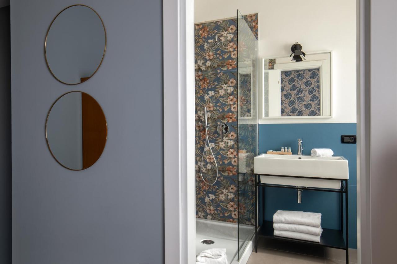 Double or Twin Room Private Bathroom