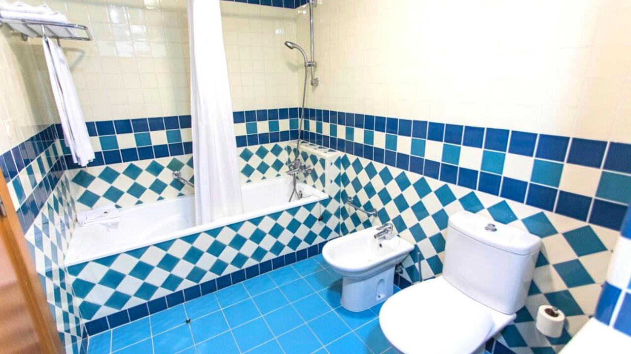 Standard Two-Bedroom Apartment,1333583246:JPEG