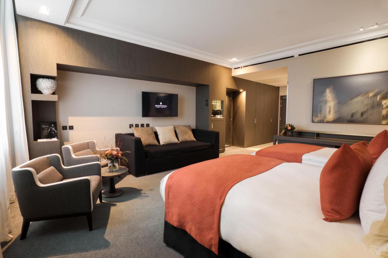 Premium King Room Sofa Bed,1340313356:JPEG