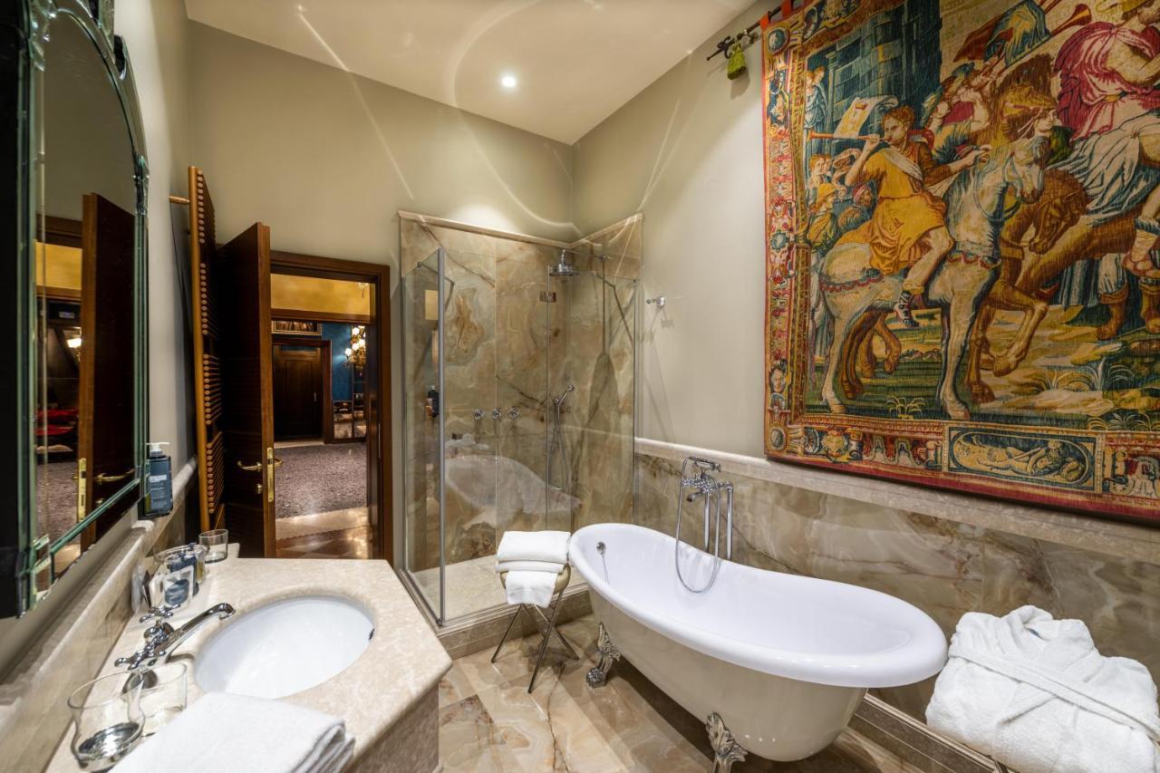Junior Suite con Vista Canale