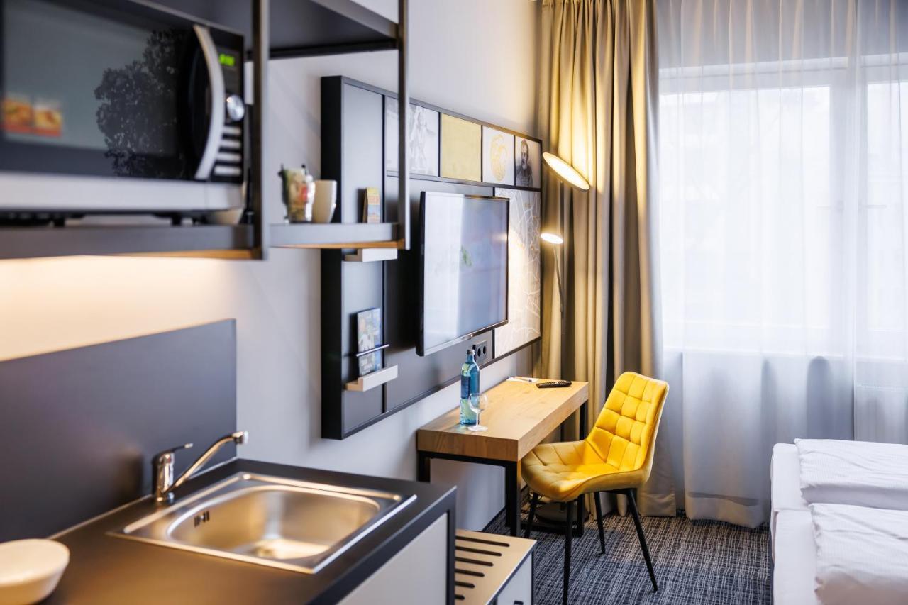 Urban Twin Room Kitchenette