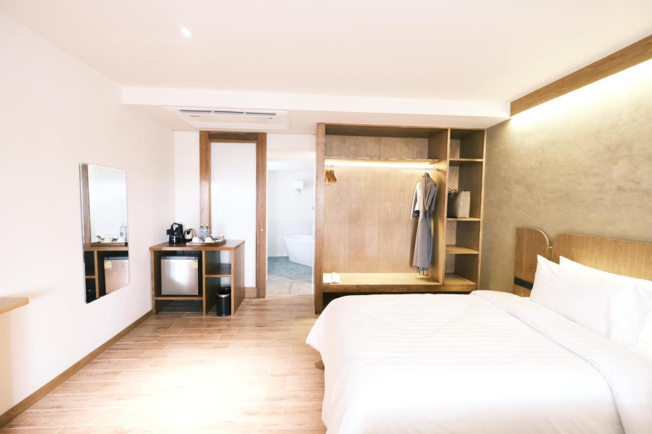 Superior Garden Room One-way Airport Transfer,1356633182:JPEG