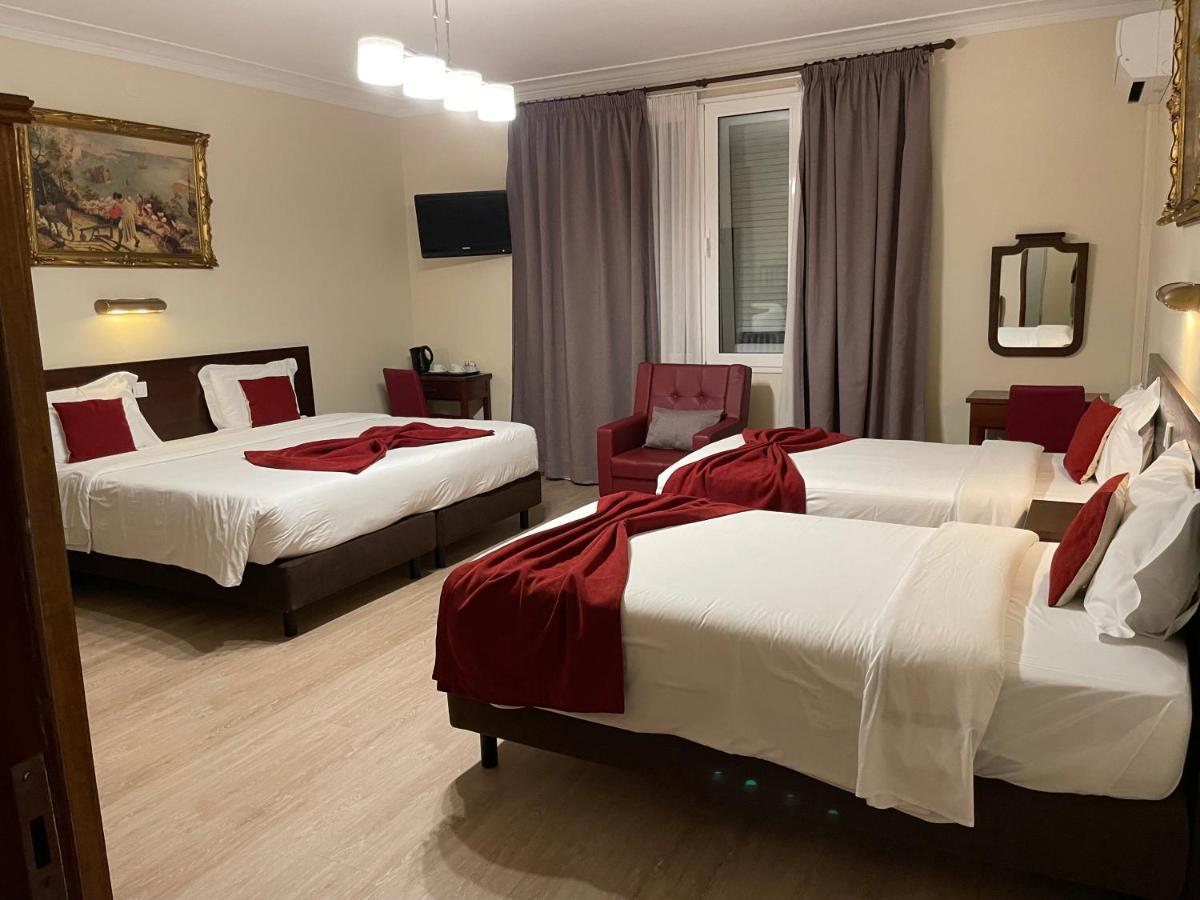 Quadruple Room,1209065293:JPEG