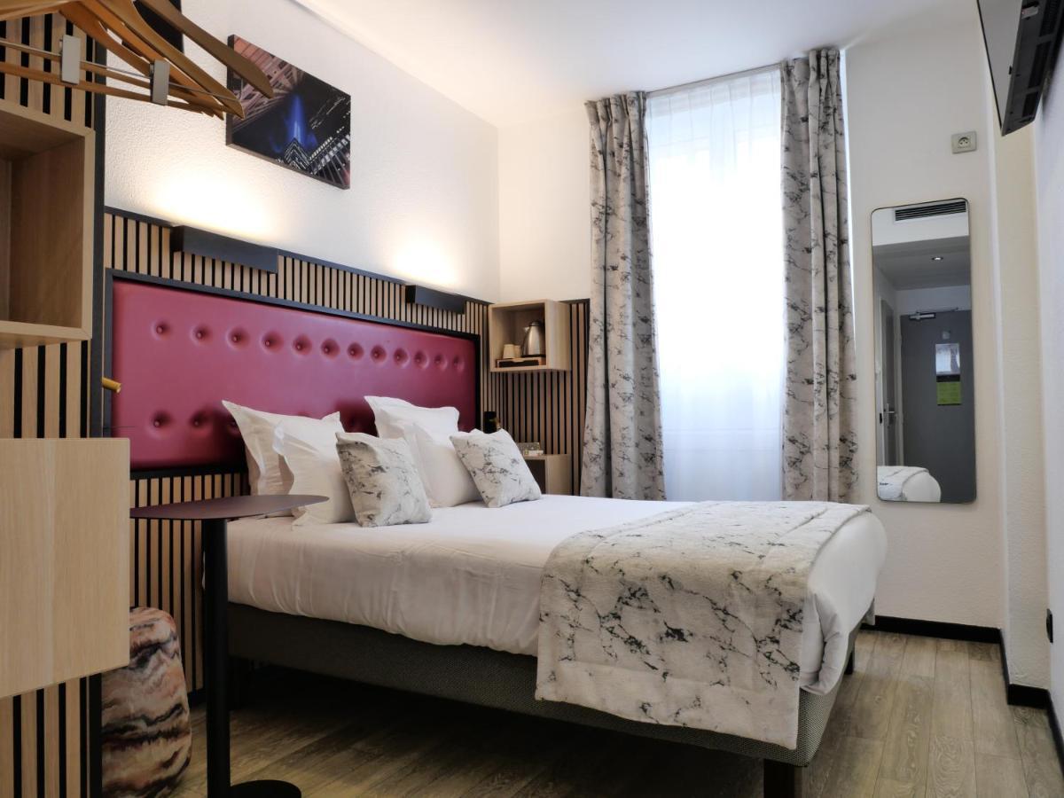Comfort Room with Large Bed,1469466527:JPEG
