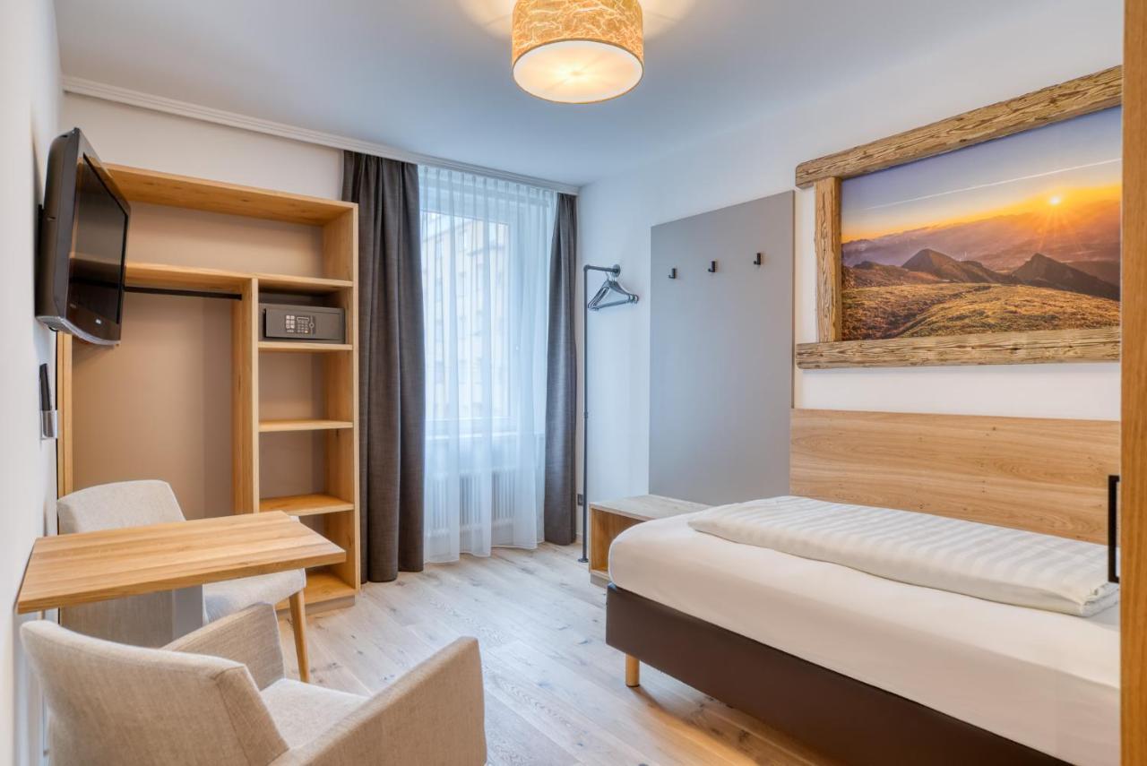 Single Room