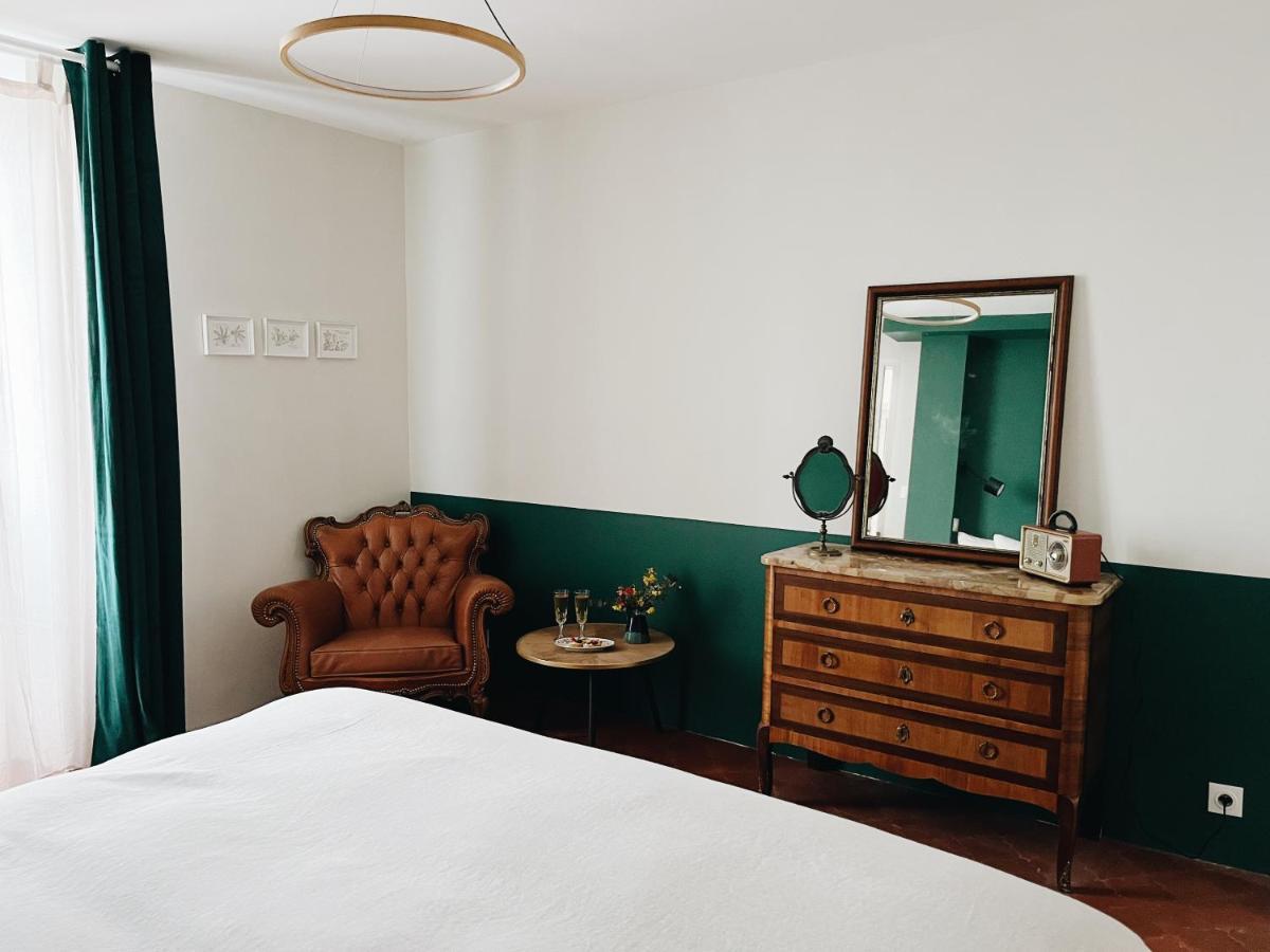Double Room with Spa Bath,1372028288:JPEG
