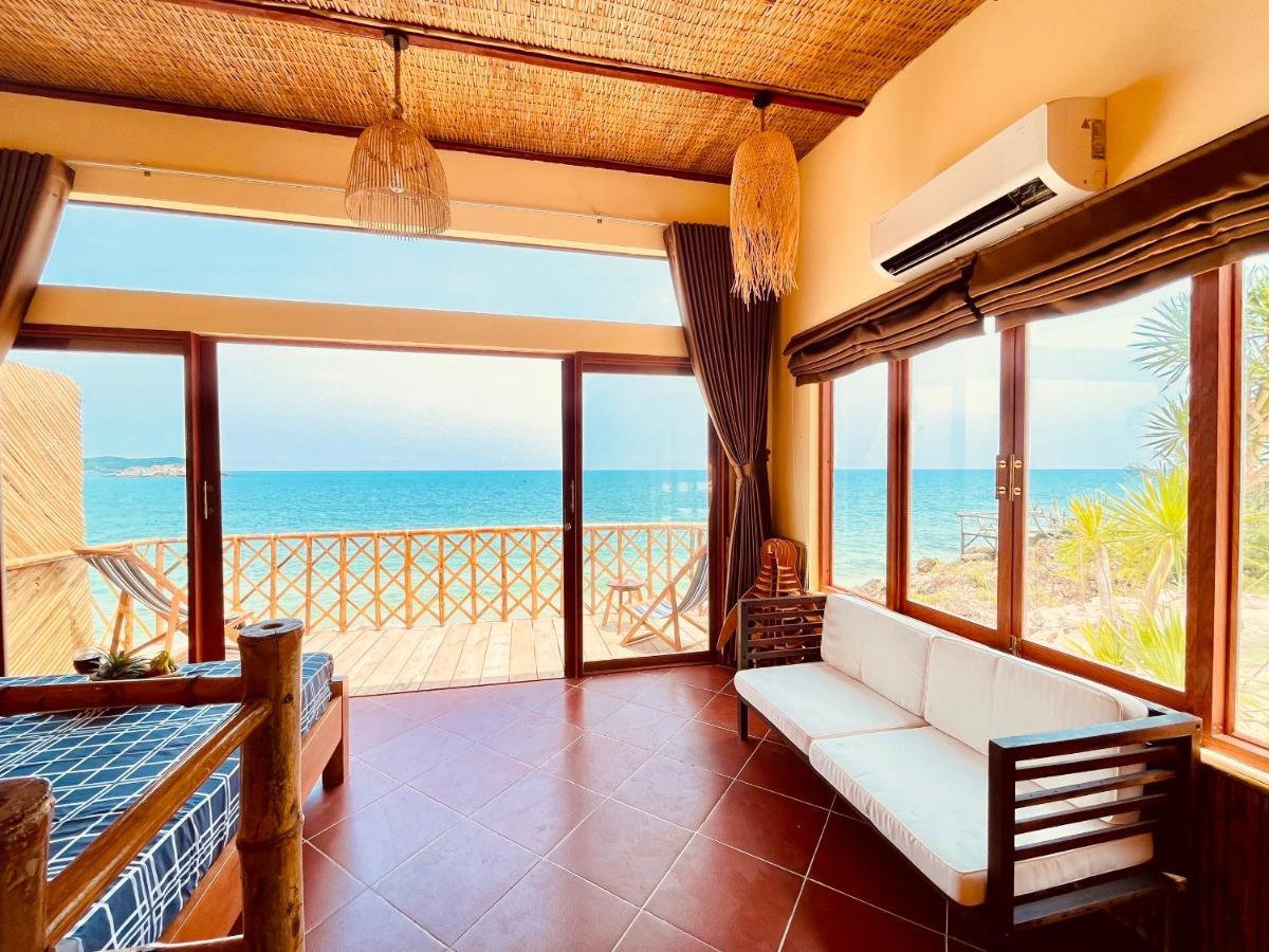 Family Room Sea View