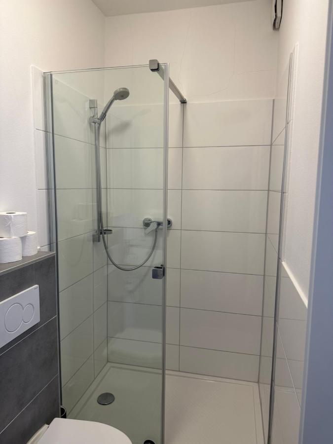 Economy Double Room 4