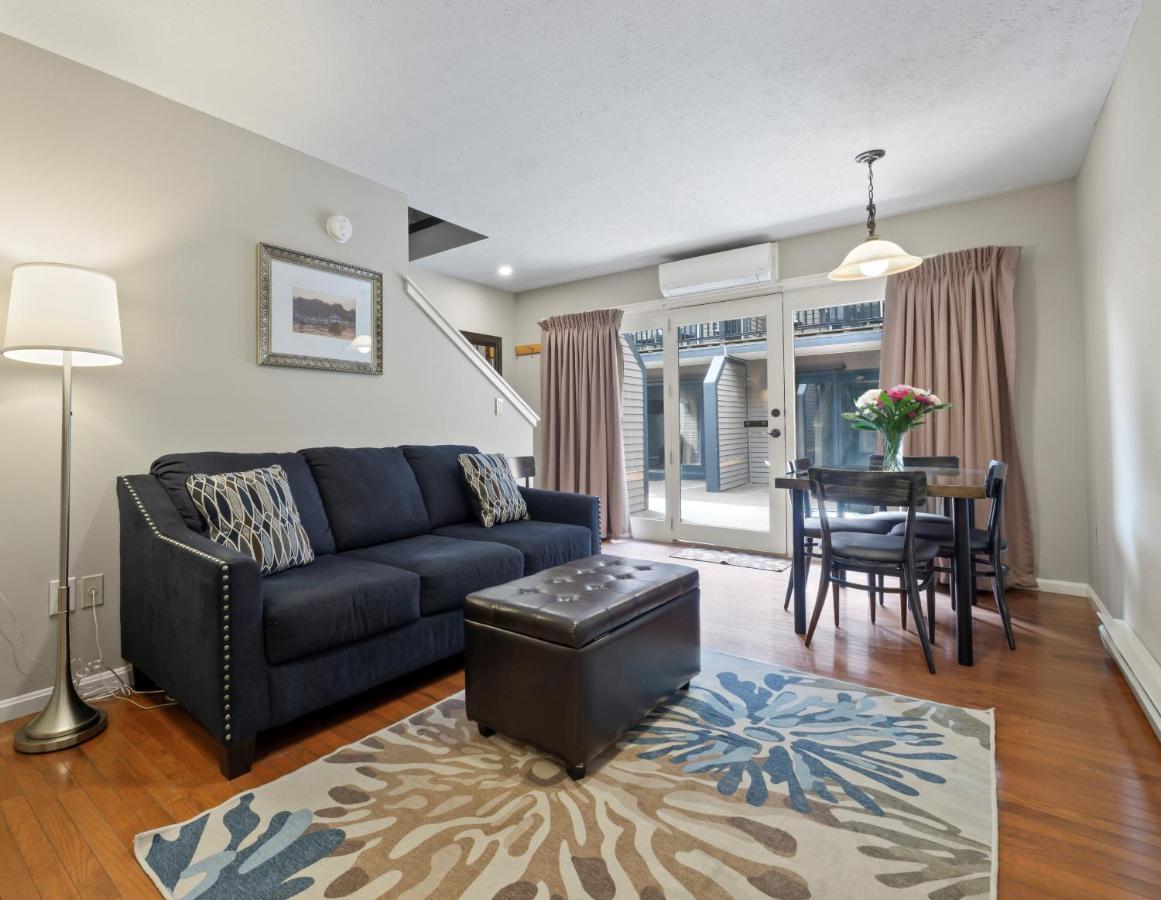 One-Bedroom Townhouse Stairs,1398210425:JPEG
