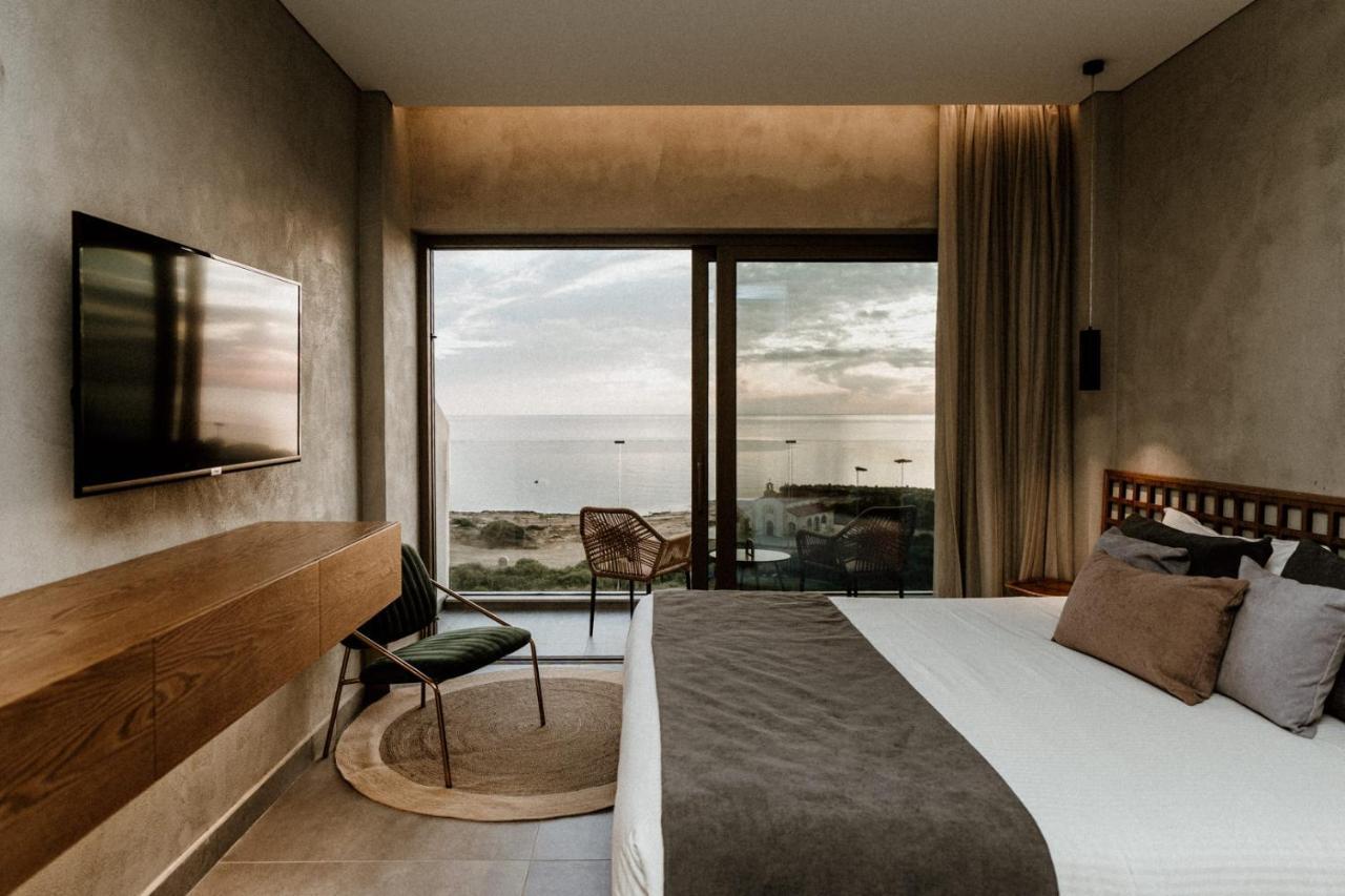 Superior Sea View