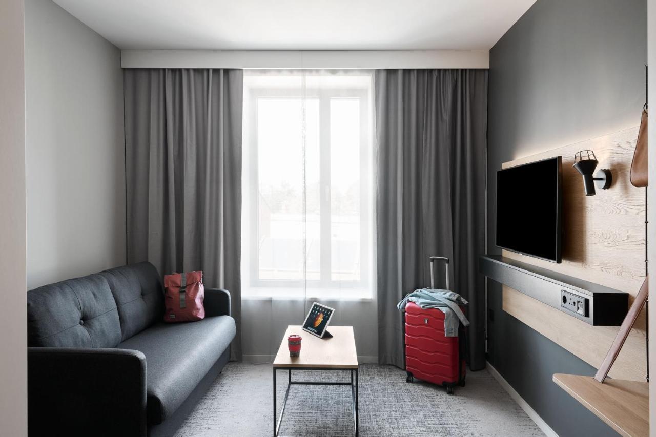 Moxy Extra Sleeper Queen Room Sofa Bed