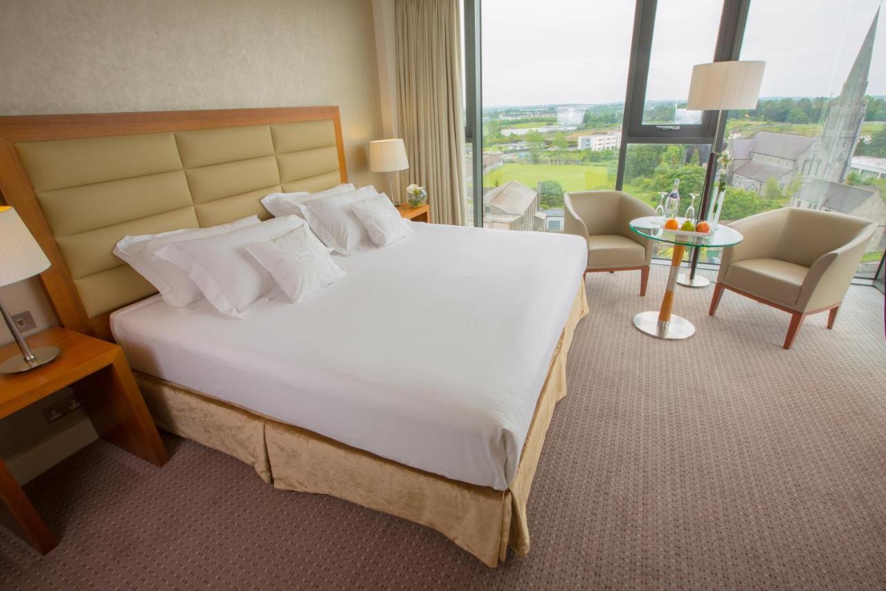 Superior King Room Adults Only