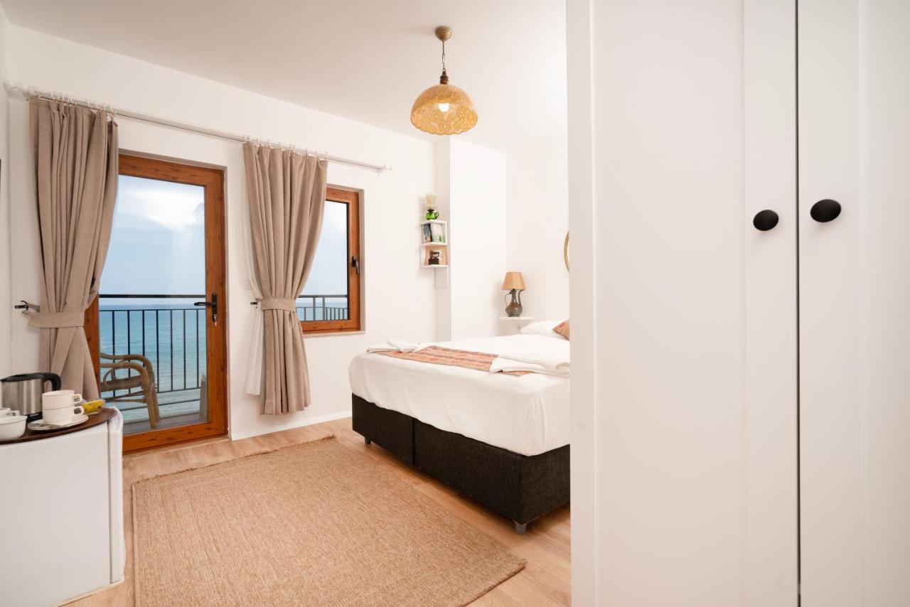Double or Twin Room with Sea View,1399101464:JPEG