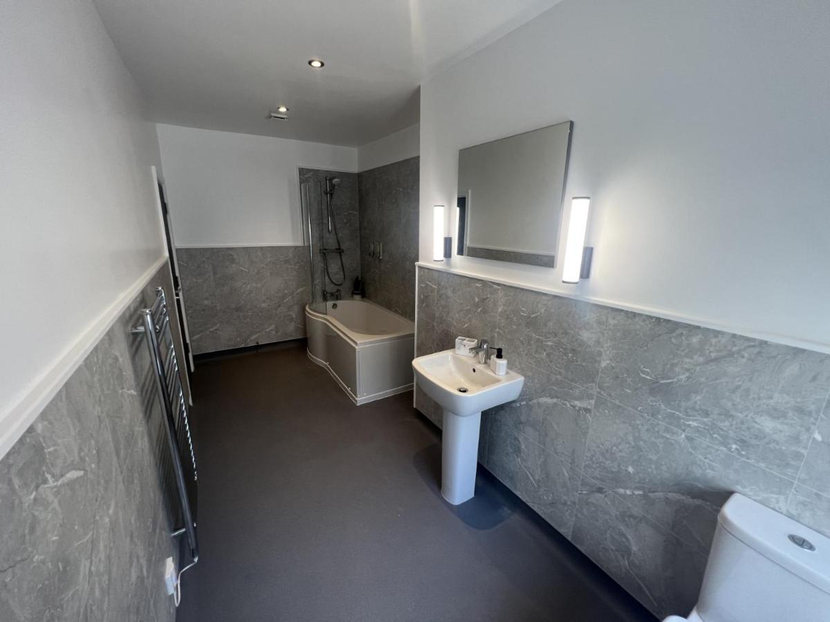 Deluxe Double Room with Bath