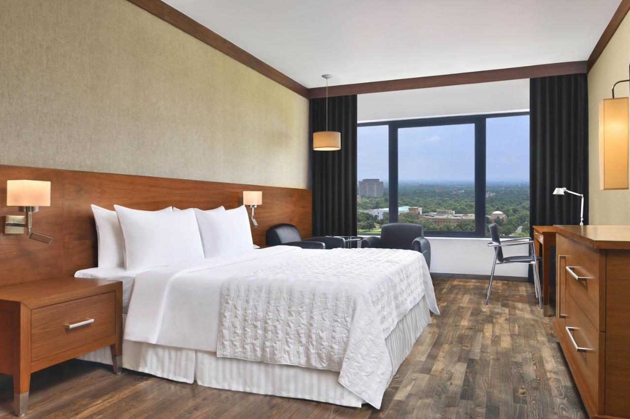 Club Double or Twin Room 2 way Airport Transfer Access to club lounge including Hi-Tea from 3-5 pm Happy Hours from 6-8 pm,1418858817:JPEG