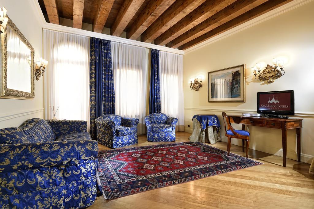 Family Two-Bedroom Apartment