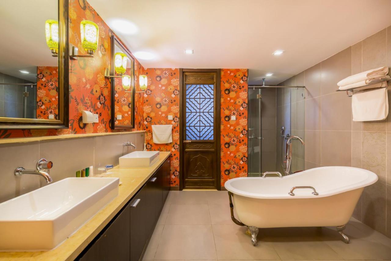 Deluxe Double Suite