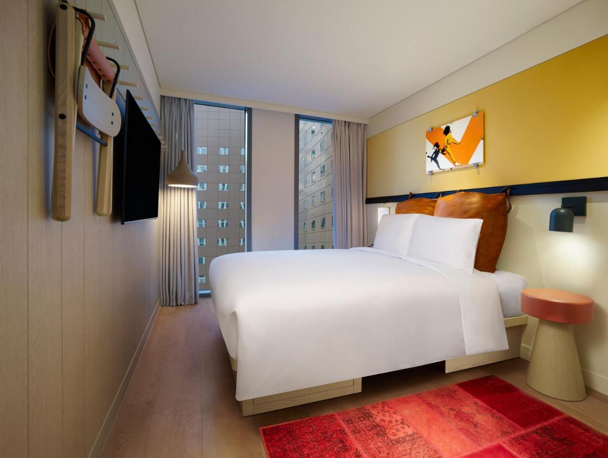Queen Room City View