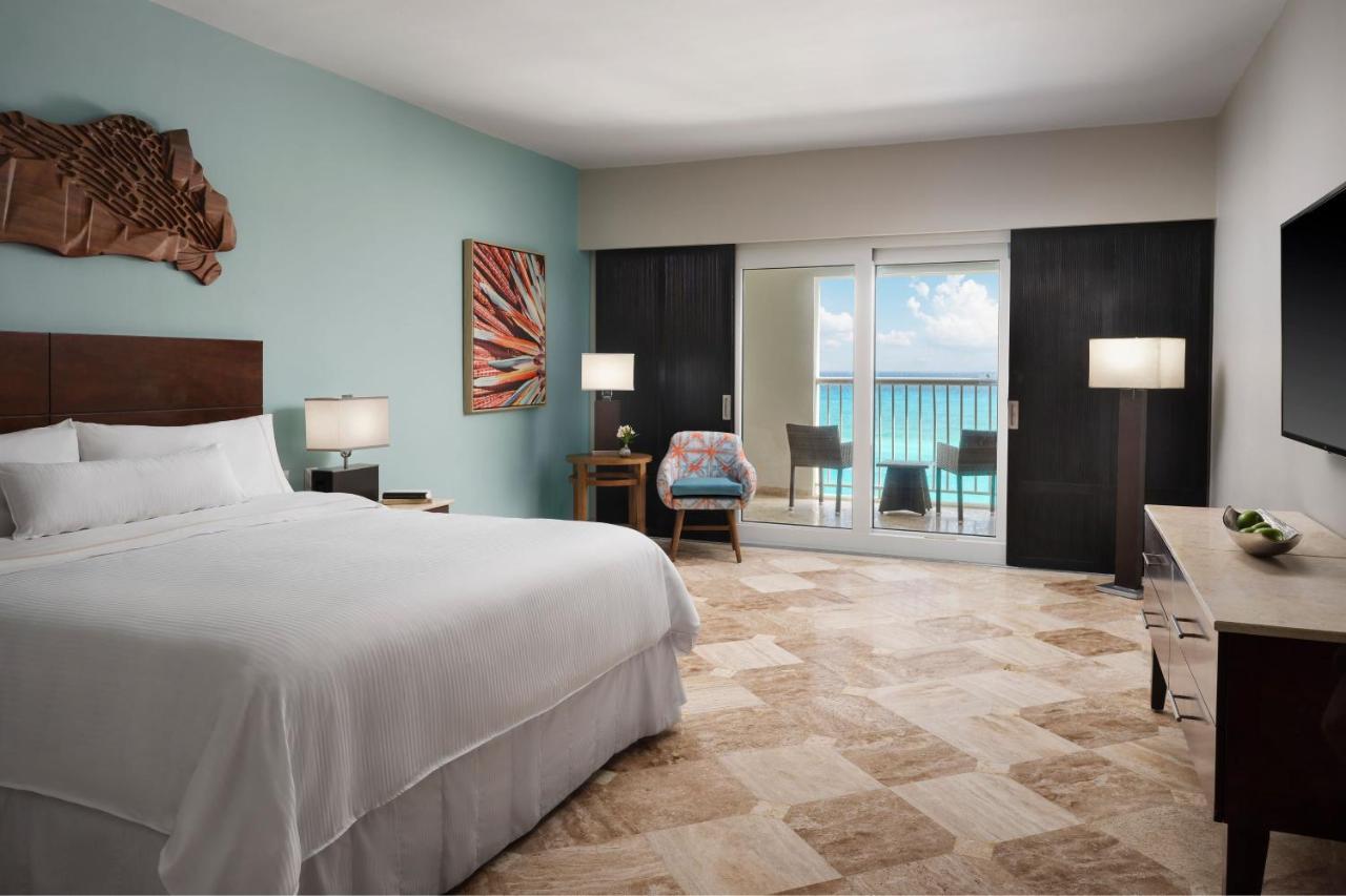 Deluxe King Room with Ocean View and Balcony,1646894400:JPEG