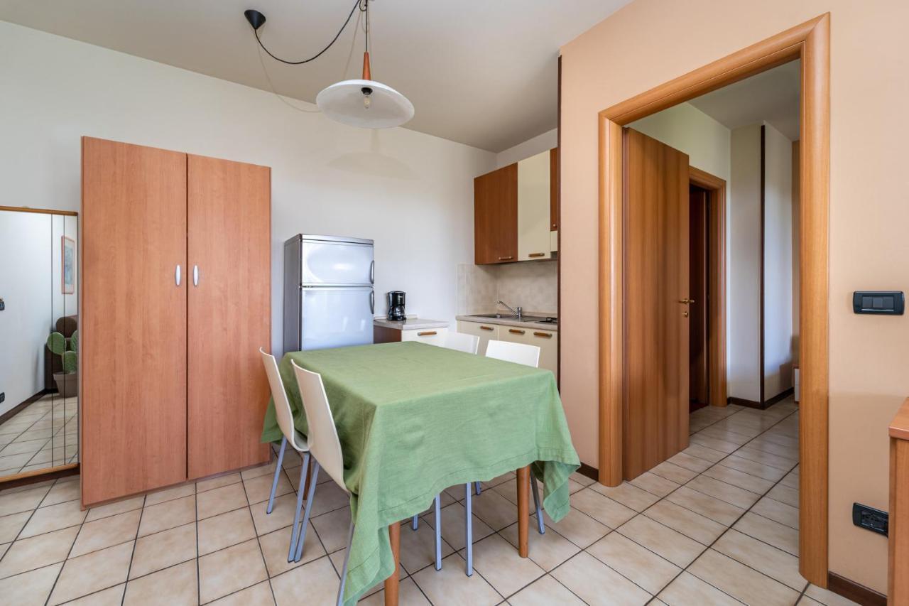 One-Bedroom Apartment Garden View