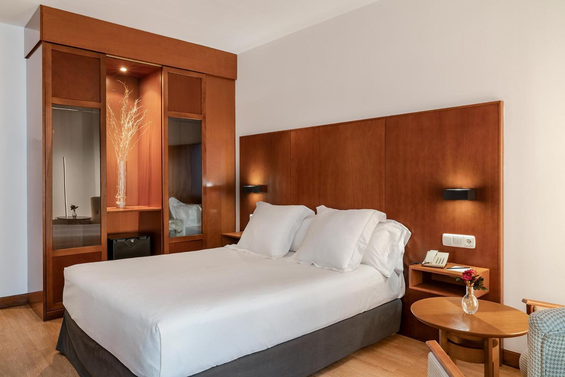 Executive Vincci Room