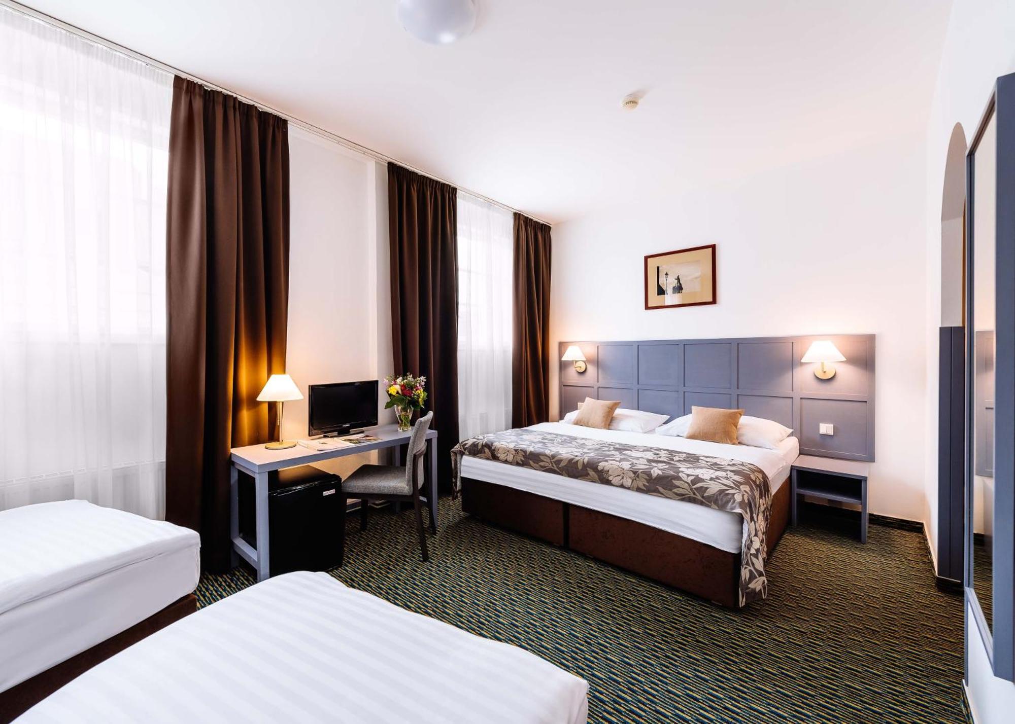 Superior Triple Room