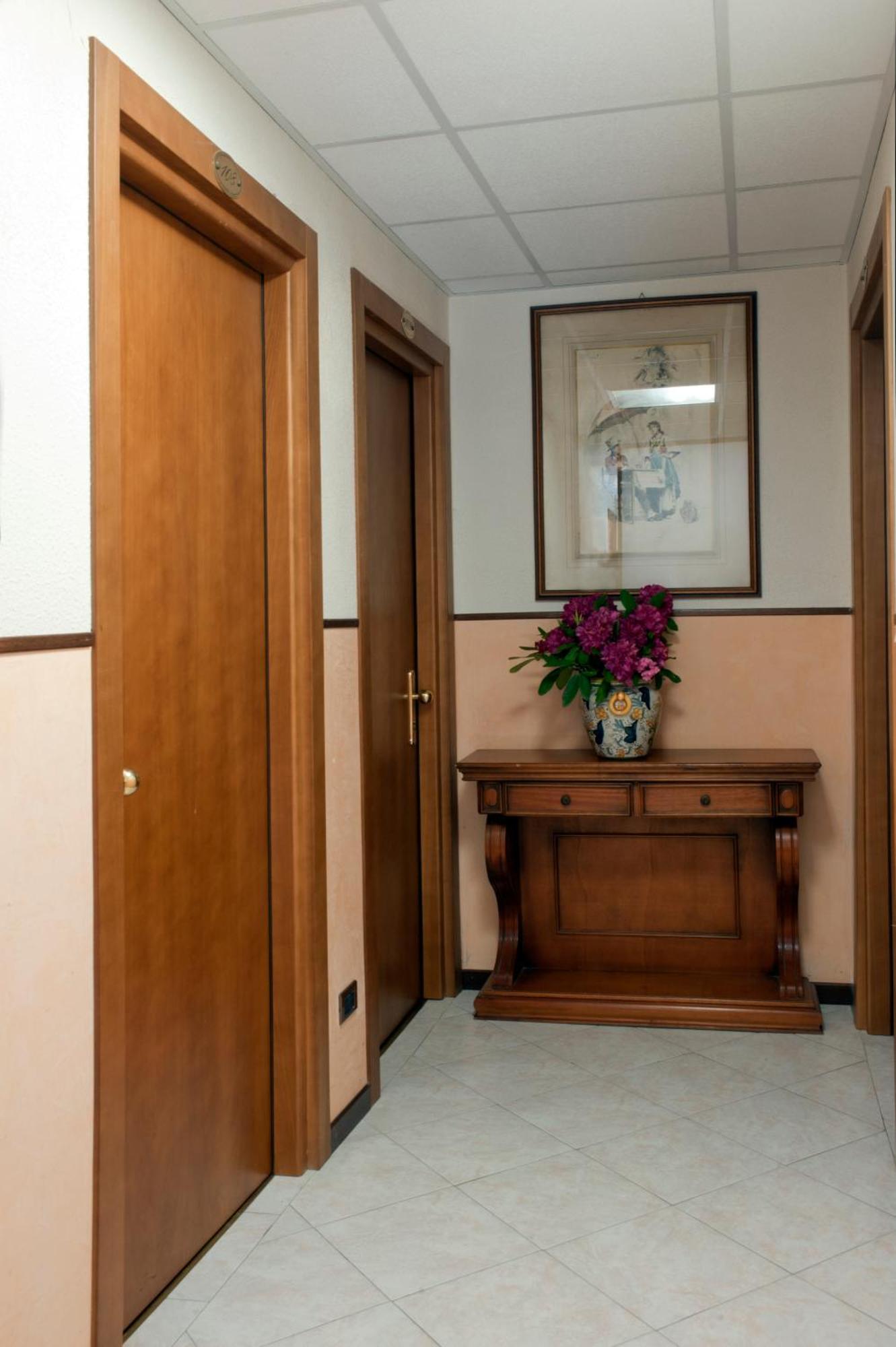 Large Single Room
