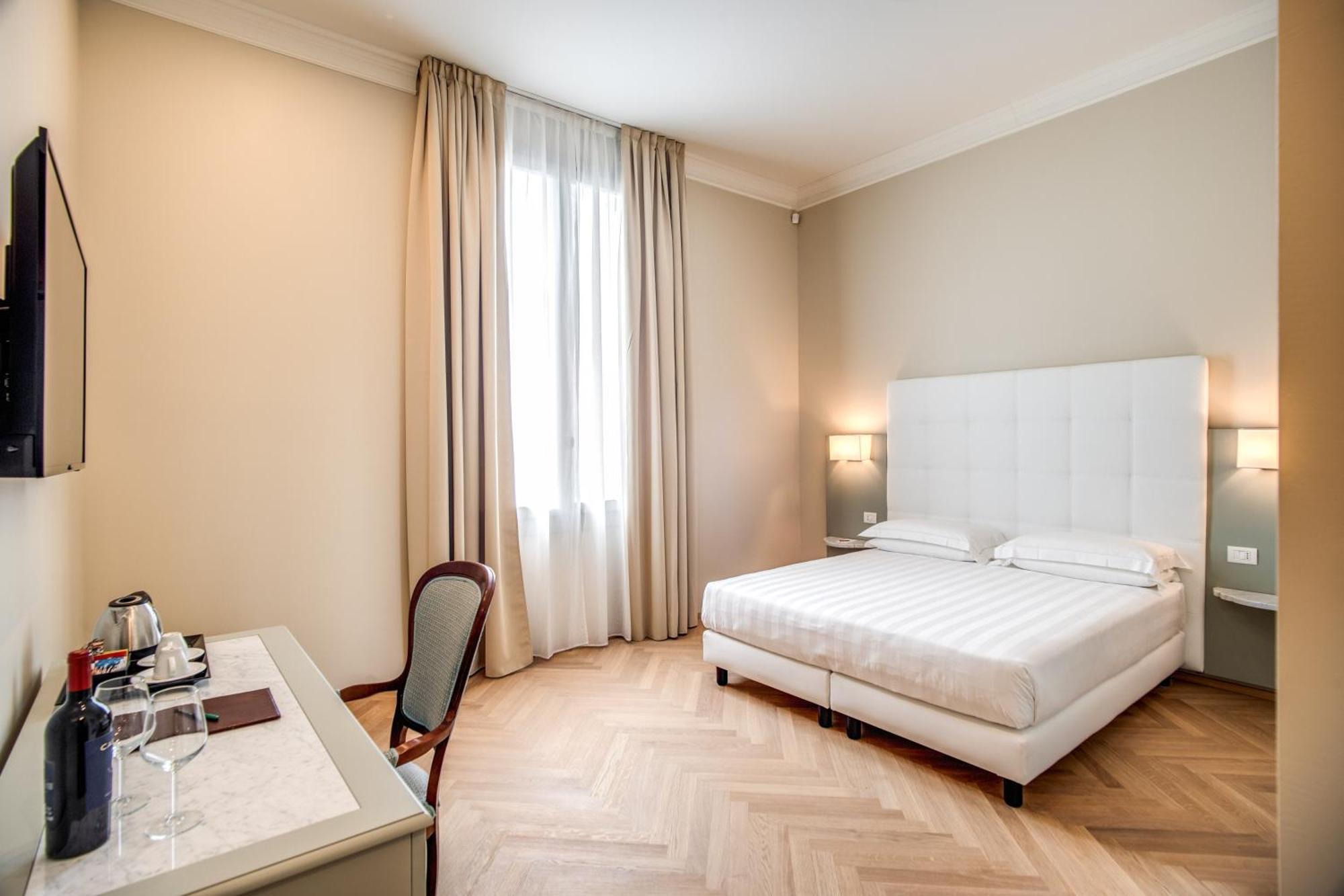 Junior Suite,1437188377:JPEG