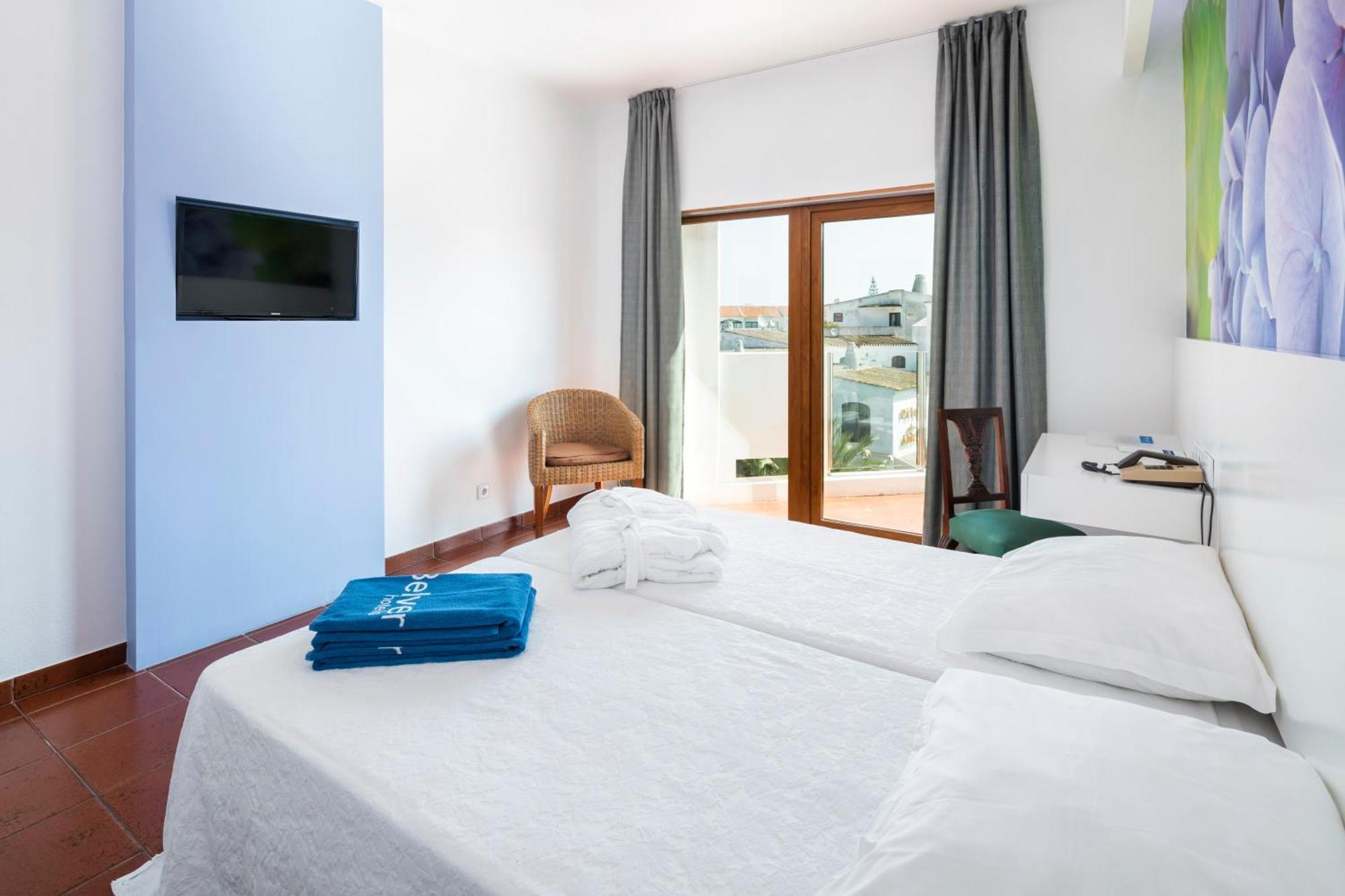Chambre Double – Vue sur Ville