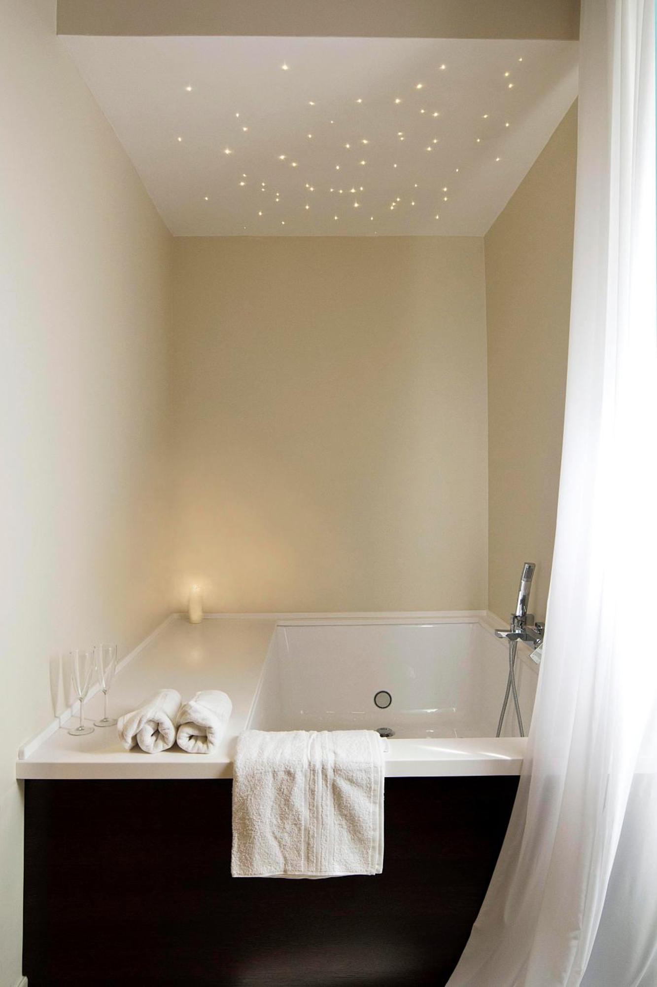 Double Room Spa Bath
