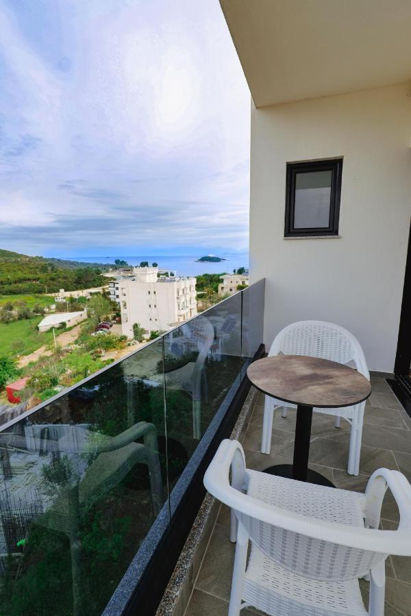 Deluxe Double Room Side Sea View