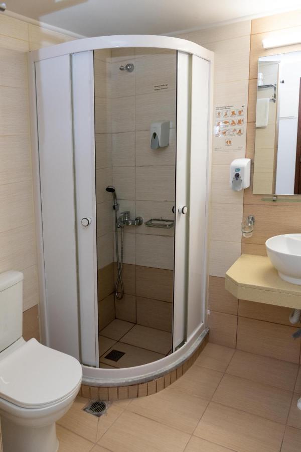 Double or Twin Room Sea View