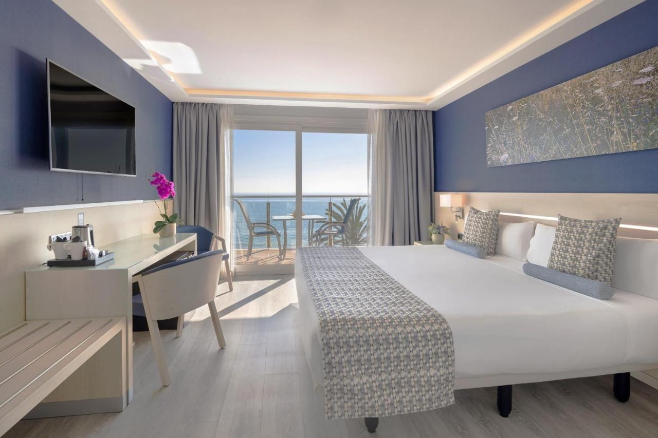 Standard Twin Room Sea View