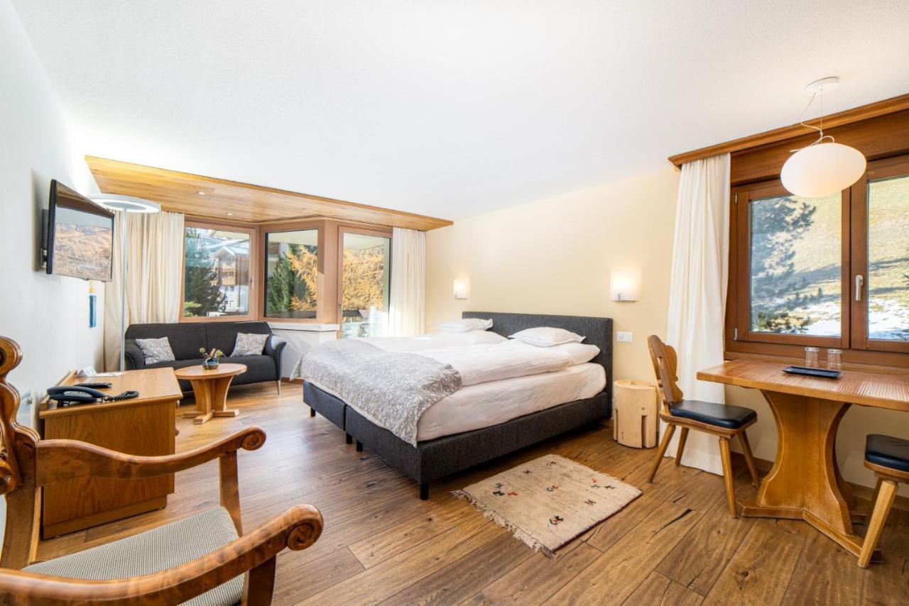 Classic Double Room Balcony,1522144624:JPEG