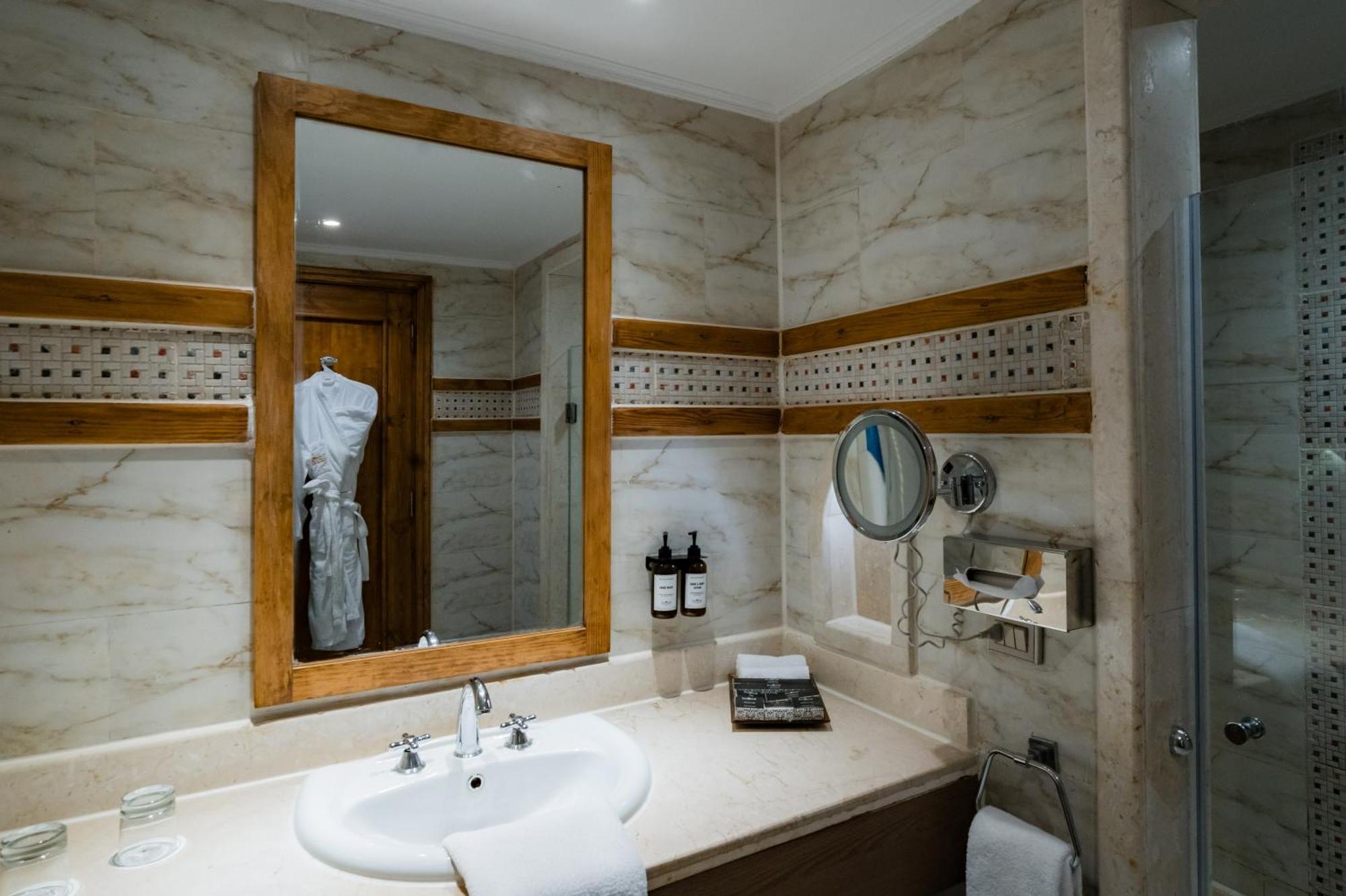 Quarto Deluxe - Somente para Egípcios e Residentes