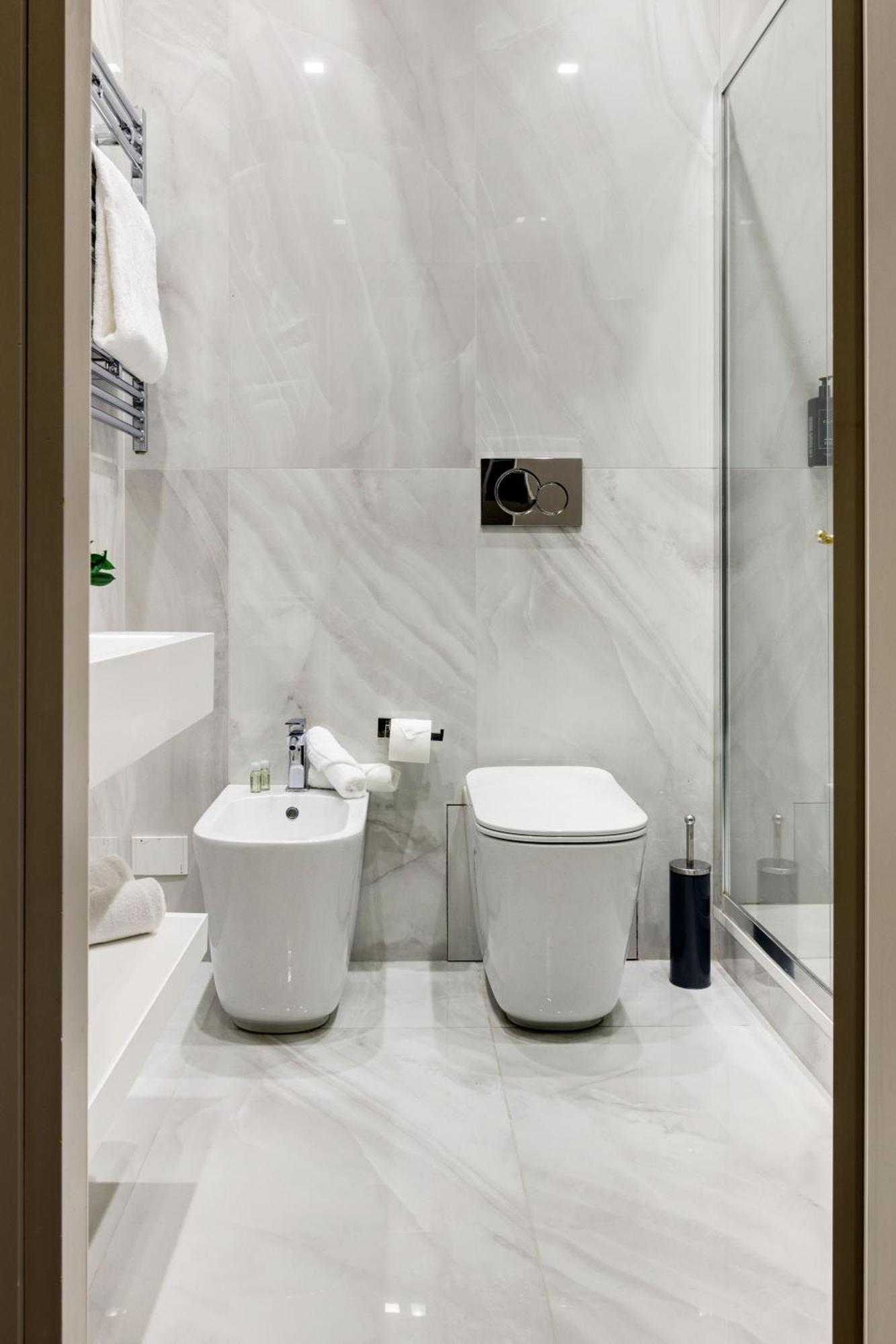 Deluxe Suite City View