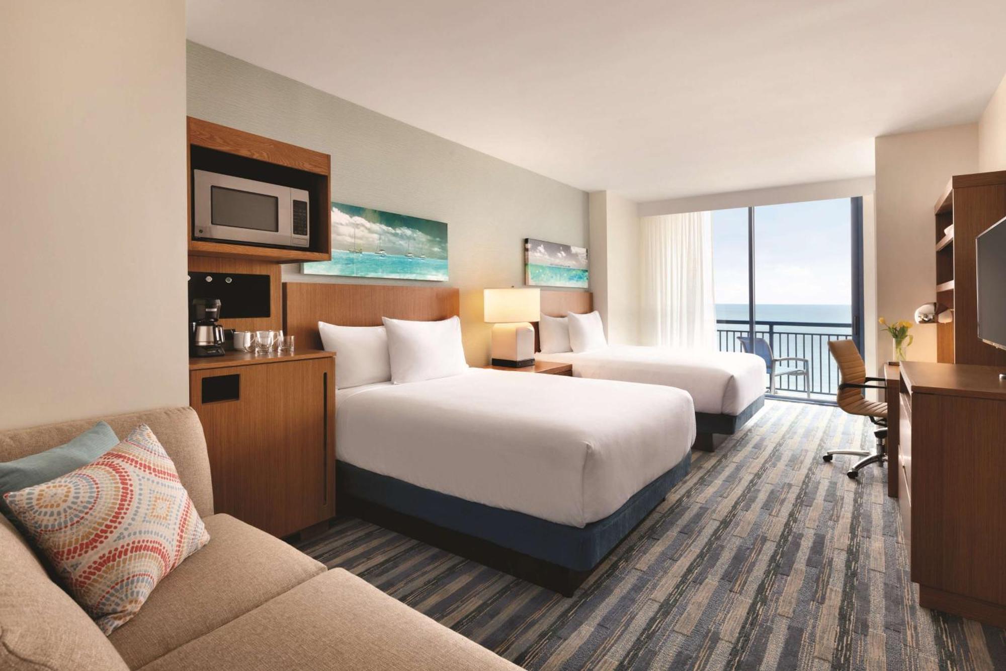 Queen Room Two Queen Beds Oceanfront