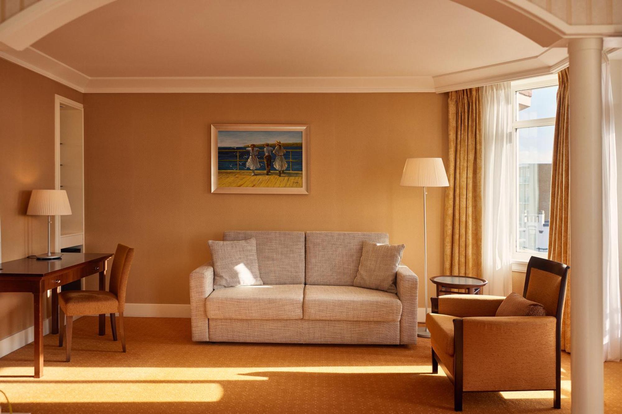 Junior Suite Village View