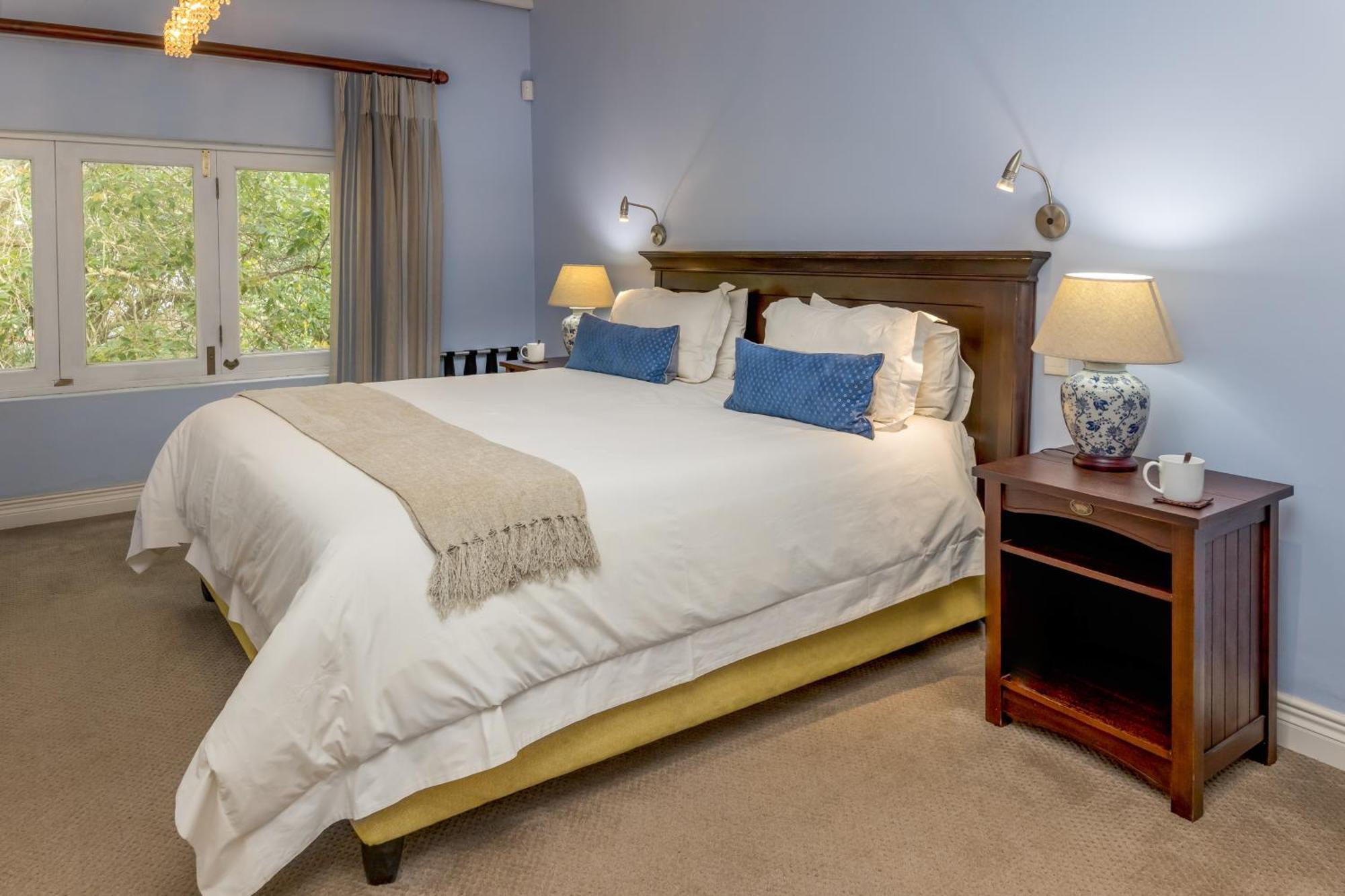 Luxury Double or Twin Room 3 Oranje Nassua Street