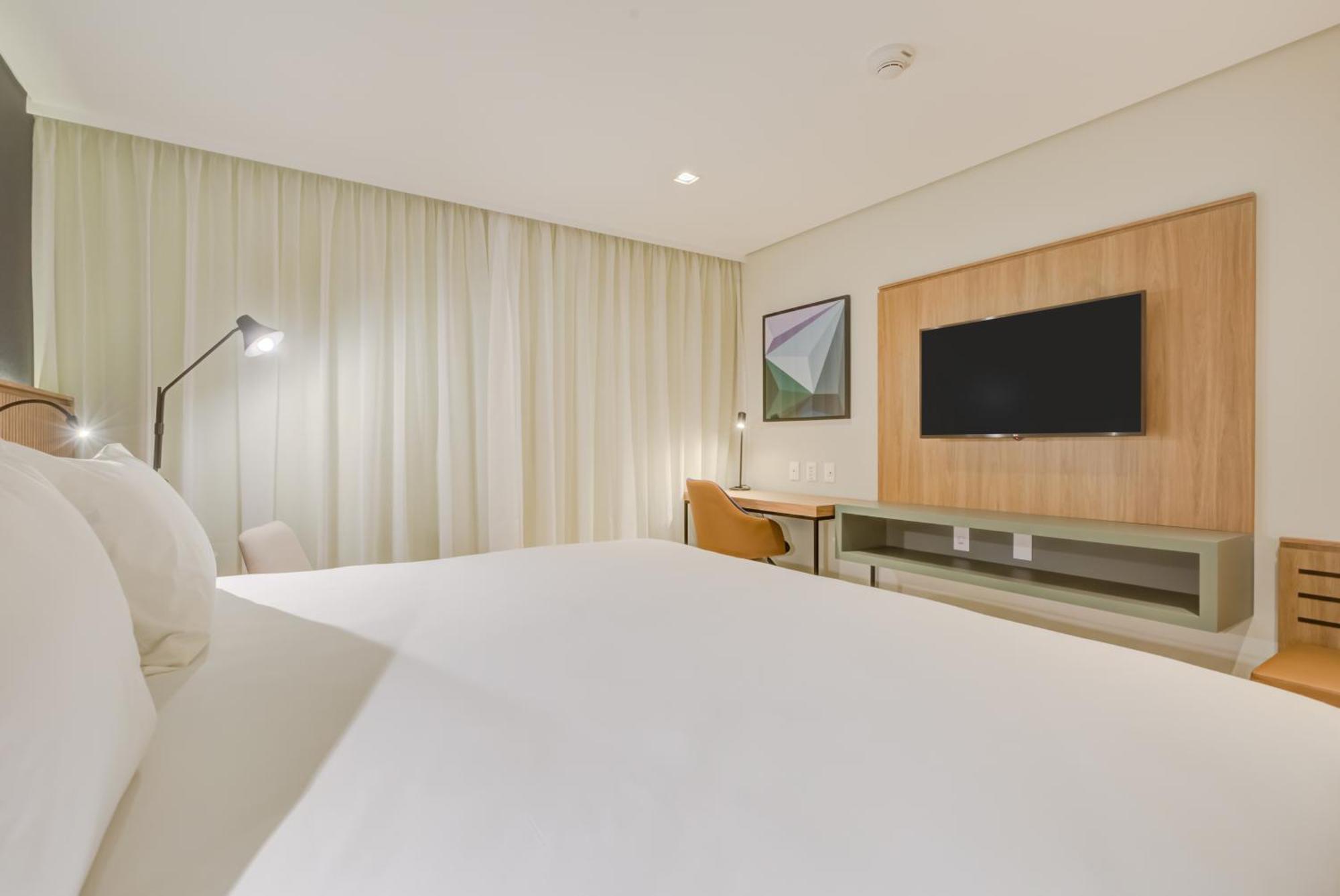 Quarto Superior com Cama King-size