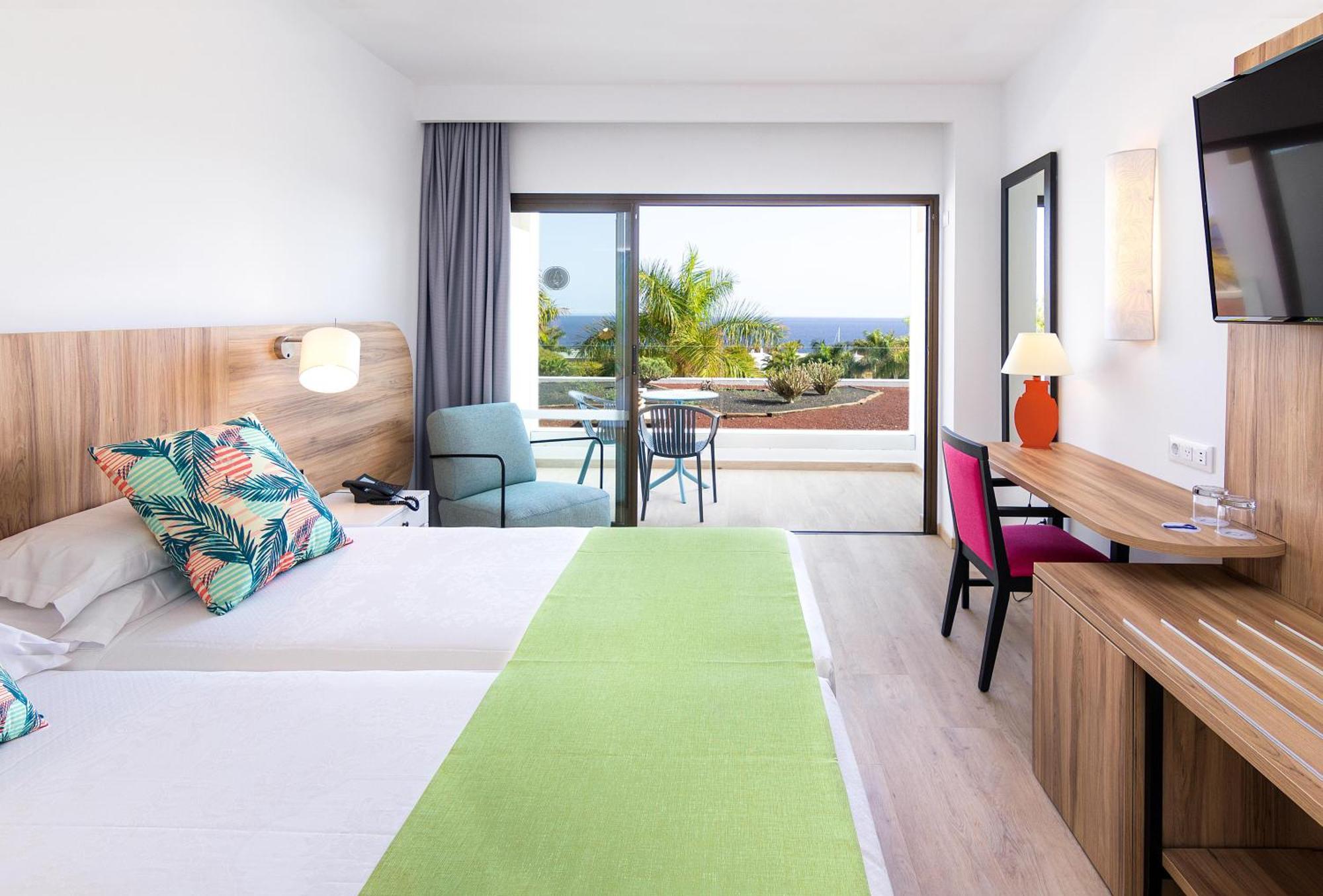 Superior Double Room,1525256539:JPEG