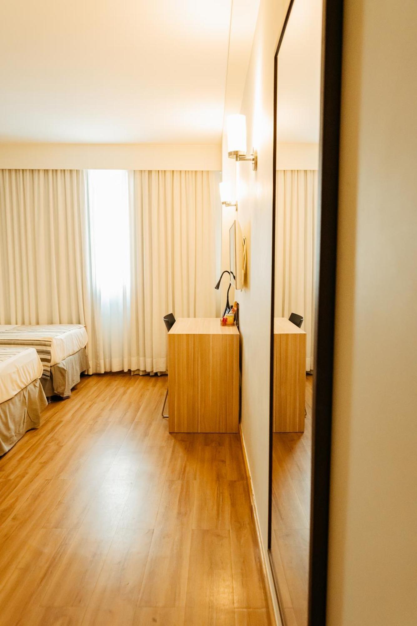 Quarto Triplo Standard