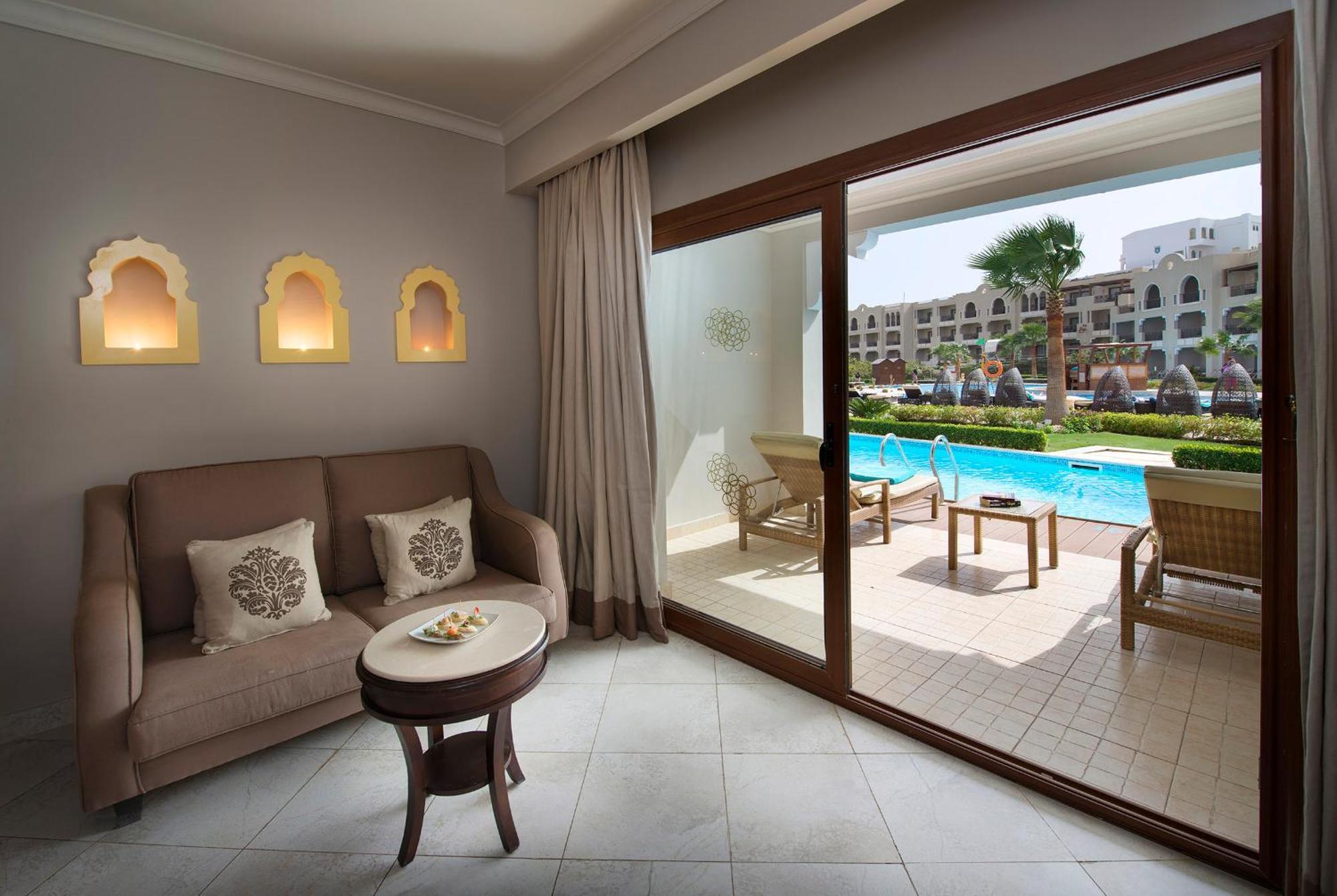 Deluxe Swim-Up Room(Adults Only +16),989747311:JPEG